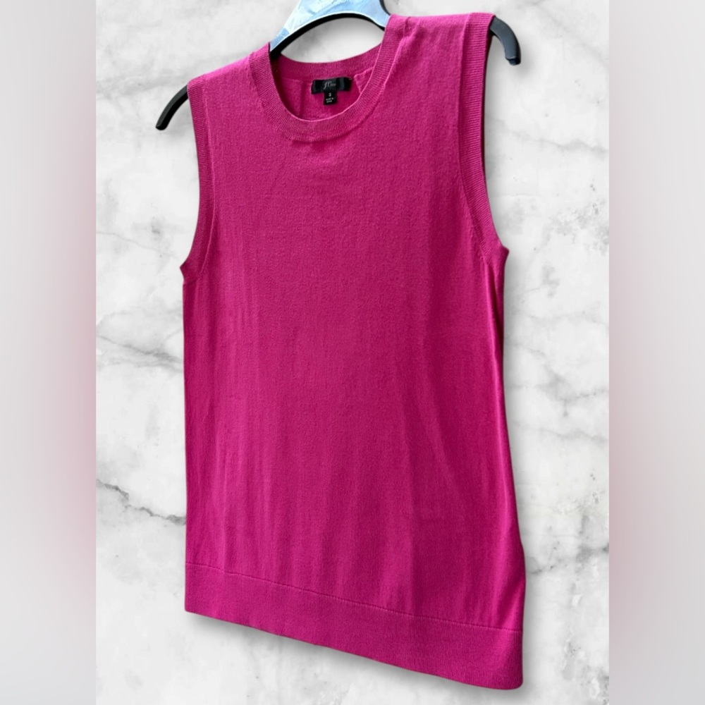 J. Crew Barbie Core Magenta Pink Knit Sleeveless Sweater Tank Top Size S - Picture 3 of 10